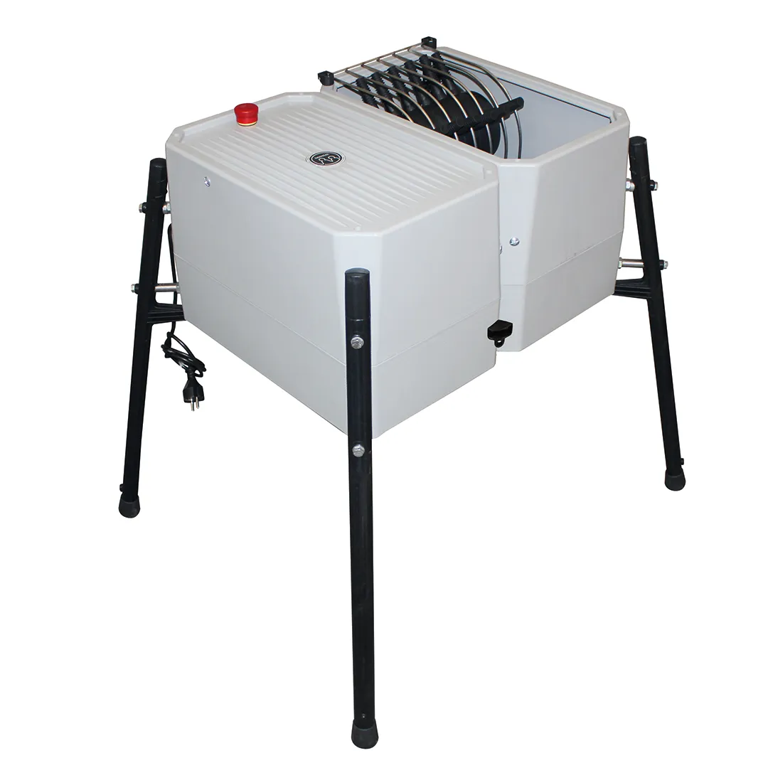 Novital Spiumatrice Esterina in ABS 24 dita polli con griglia in acciaio inox regolabile